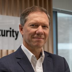 Let’s Talk: Industry experts predict 2022 tech trends that every business should expect