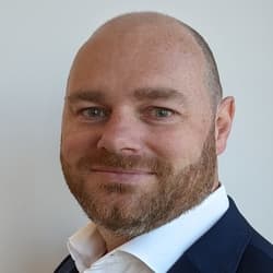 Let’s Talk: Industry experts predict 2022 tech trends that every business should expect