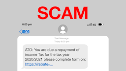 A scam SMS that says you are owed an income tax repayment, and asks you to click a hyperlink to complete a form