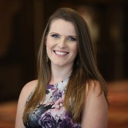 Tiffany English headshot
