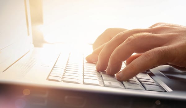 How to use offline and online in your marketing strategy