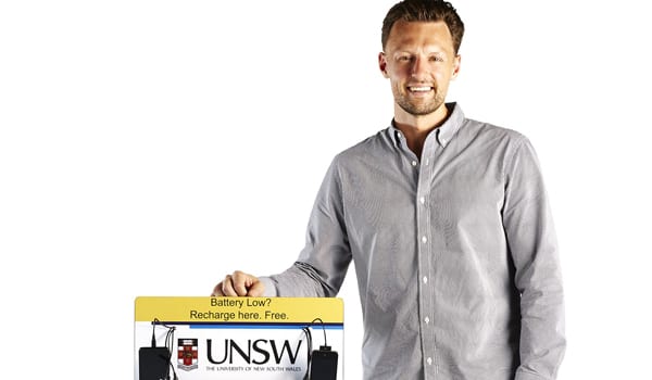 Entrepreneur fighting back against flat phone batteries