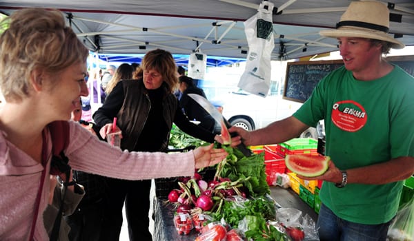 Farmers tempted to sneak in outside produce at markets