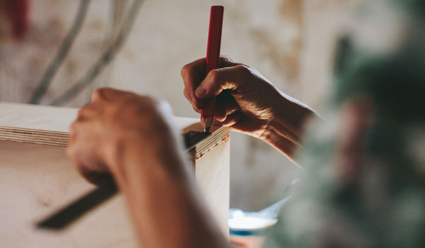 Former corporate finds niche in handmade resurgence