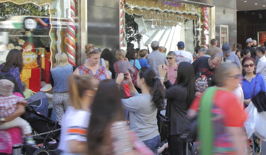 Spending expected to reach $17.8 billion this festive season