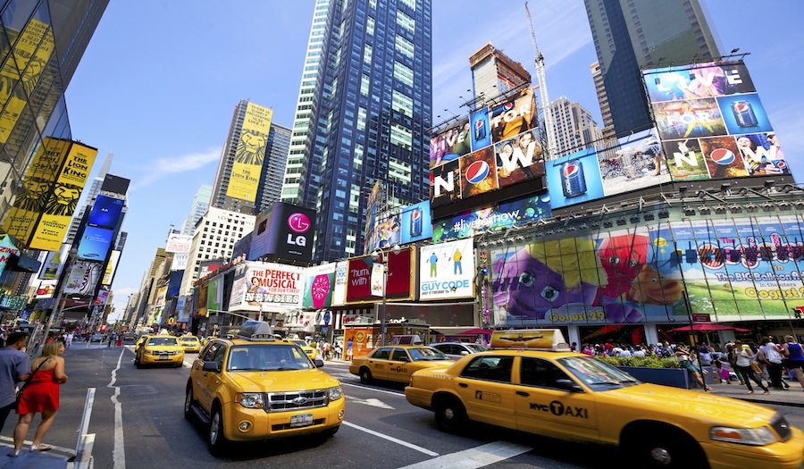 Entrepreneur brings New York shopping experience to your home