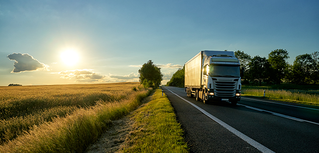 Long distances, loads and logistics: finding a heavy equipment transport company