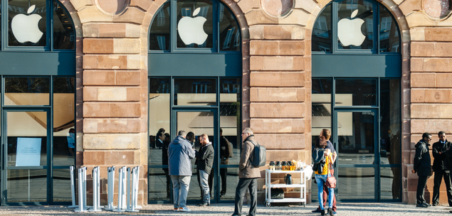 Apple’s $US1tln value a “milestone”