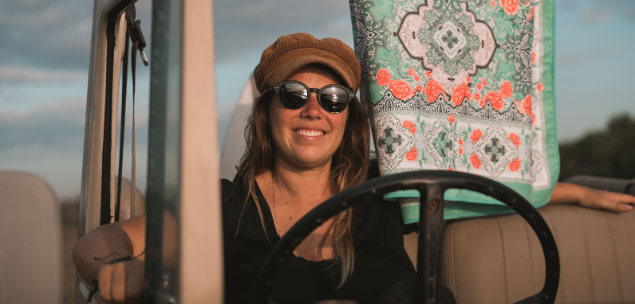 25-year-old, Gabby Samkova, raises $37,455 on Kickstarter to launch sustainable towel brand