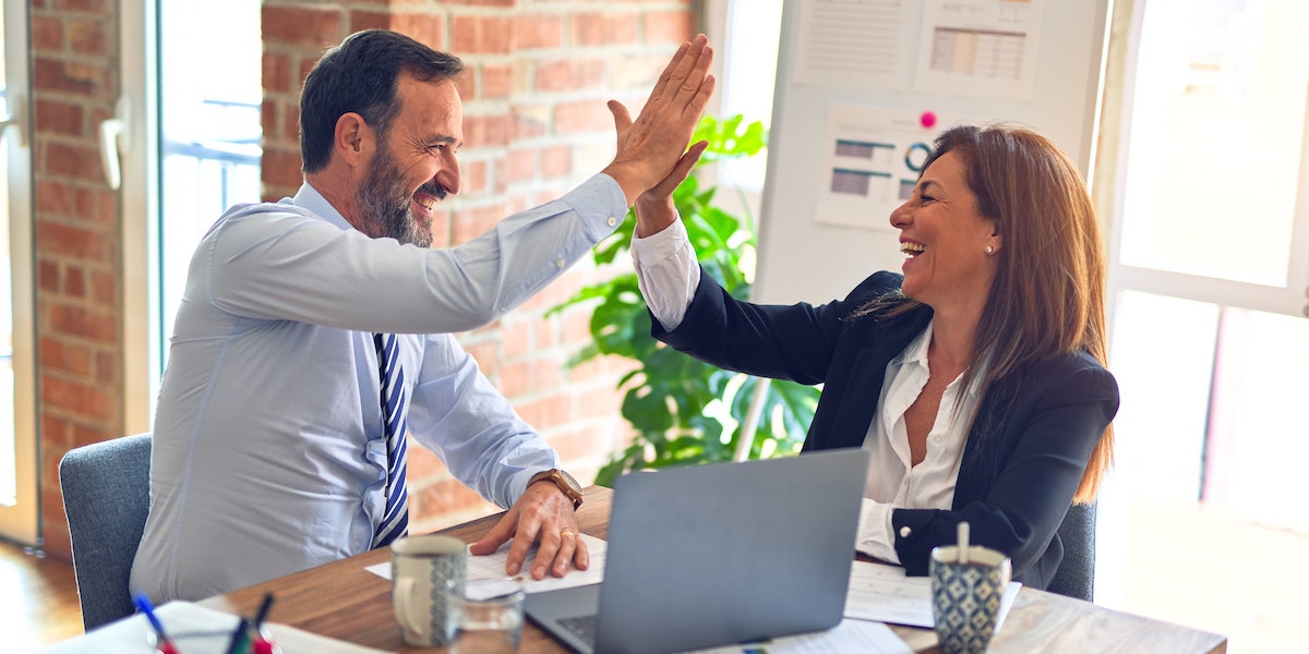 The importance of professional compliments & recognition in the workplace