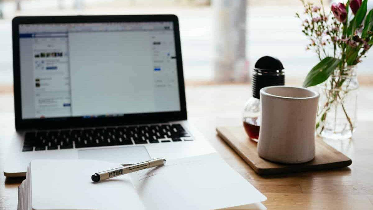 Mid-market Australia tightens remote work policies, eyes AI integration