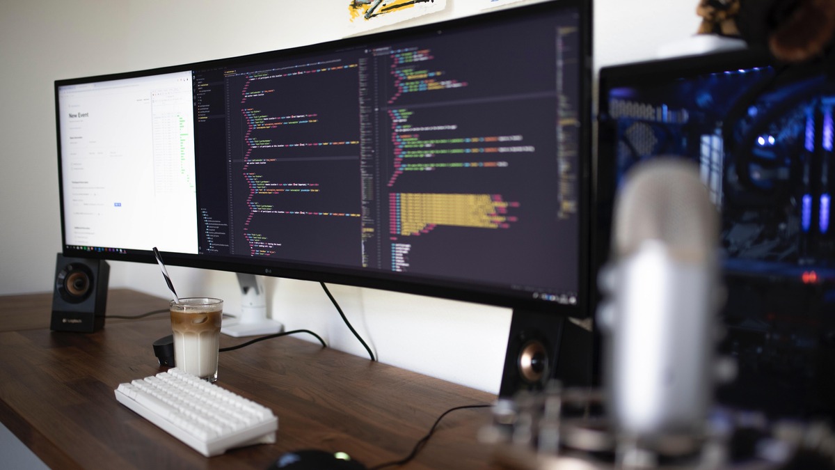 Cloud adoption moves from optional to essential for businesses in 2023: Don’t miss these key trends