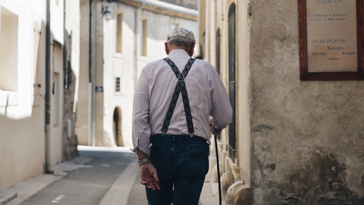 Pensioners granted more earning freedom to fill labour gap