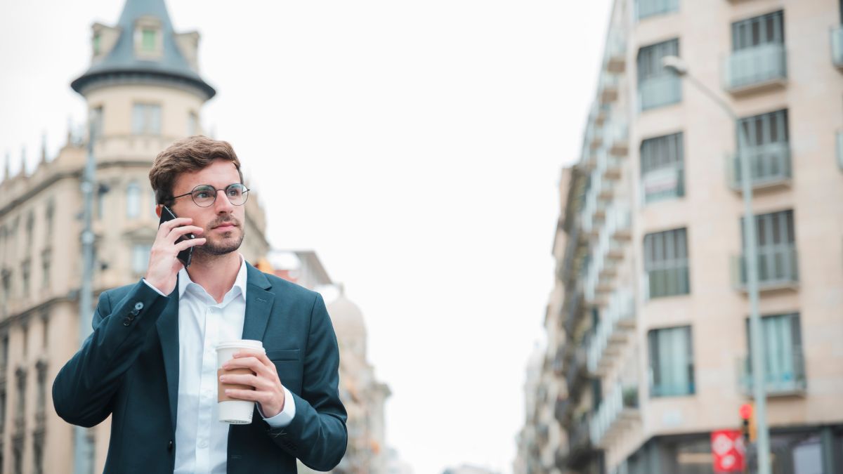 How to save on international business calling: 5 practical tips