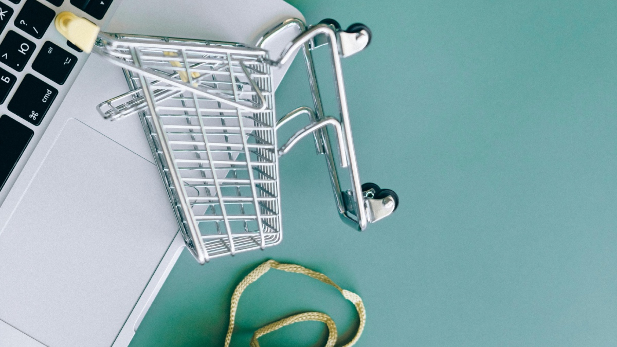 Aussies are all about gadgets and glam this Christmas