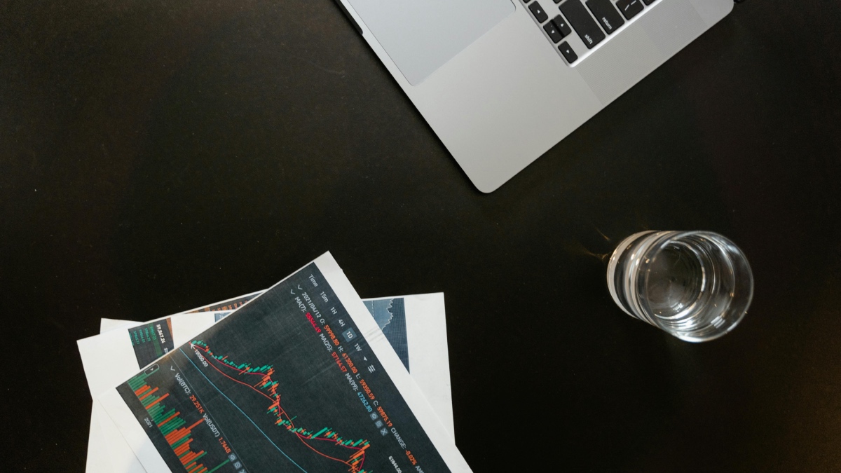Trading stock and taxes: How valuing it could boost your refund